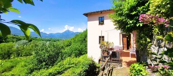 Santa Maria, Barga, Private Pool, WIFI, sleeping 6+1