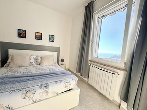 2 bedrooms, in-room safe, iron/ironing board, travel crib