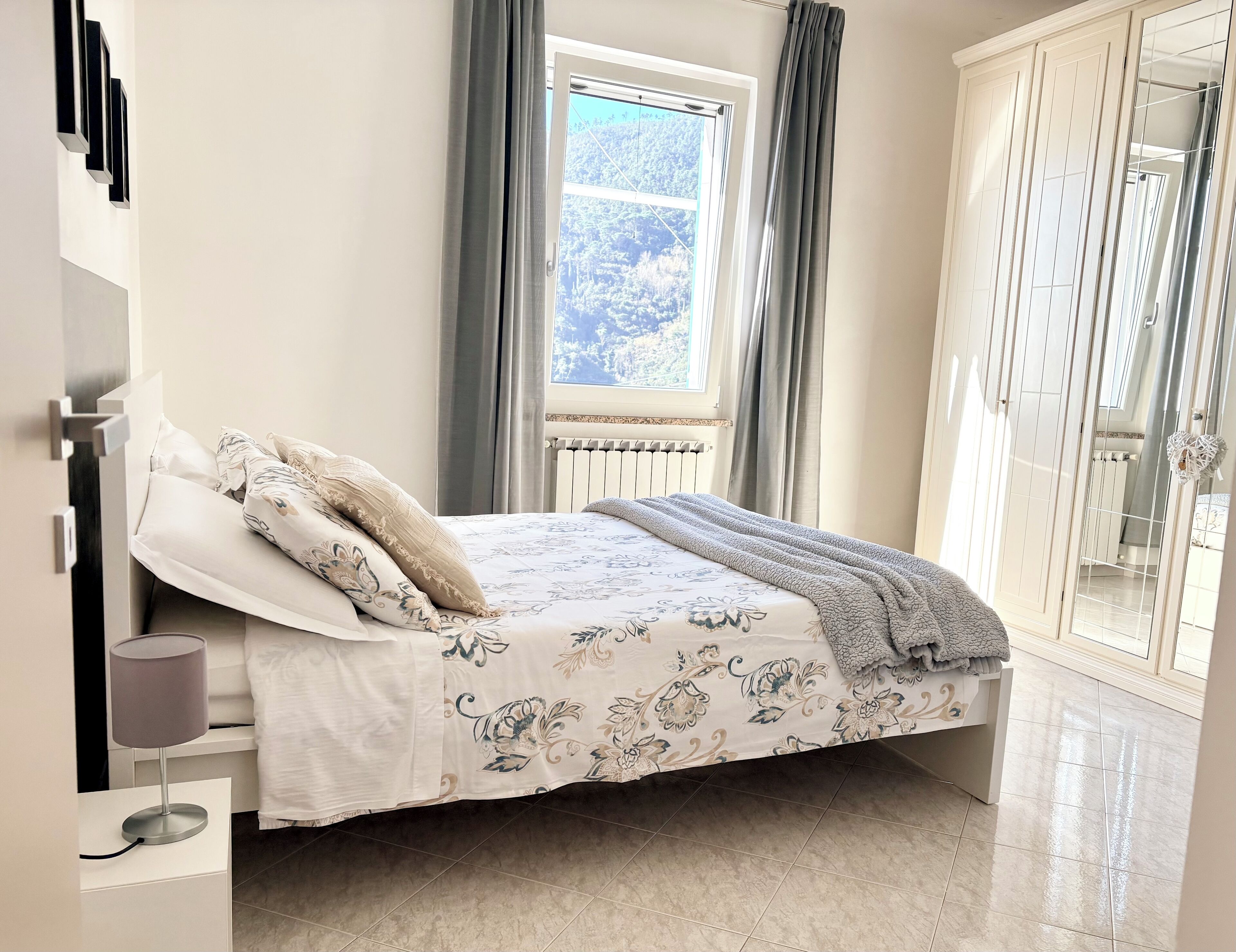 2 Schlafzimmer, Zimmersafe, Bügeleisen/Bügelbrett, Reisekinderbett