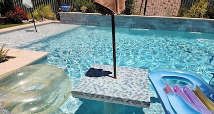 Luxury 3BR 3BA Villa, Private Pool, Pet Friendly*, Indoor Fireplace, 1.25 Acres