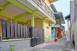 Front of property - OYO Life 91884 Kost Kusuma Dewi Syariah (Sidoarjo)