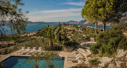 360° Luxury Residences