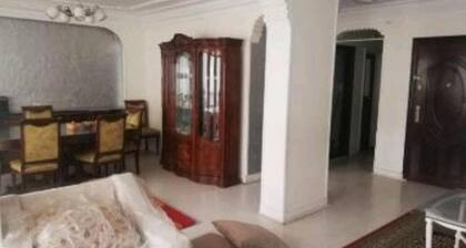 Lovely 2bdrms mnyl roda island near all services& nr dwntown Cairo aprtment 145m