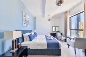 In-room safe, individually furnished, desk, bed sheets - Luxury JBR Shams - Sea or Marina View - Free Beach Resorts Access! (Dubai)