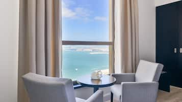 4 bedrooms, in-room safe, individually furnished, desk