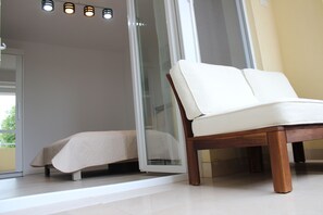 2 多间卧室、WiFi