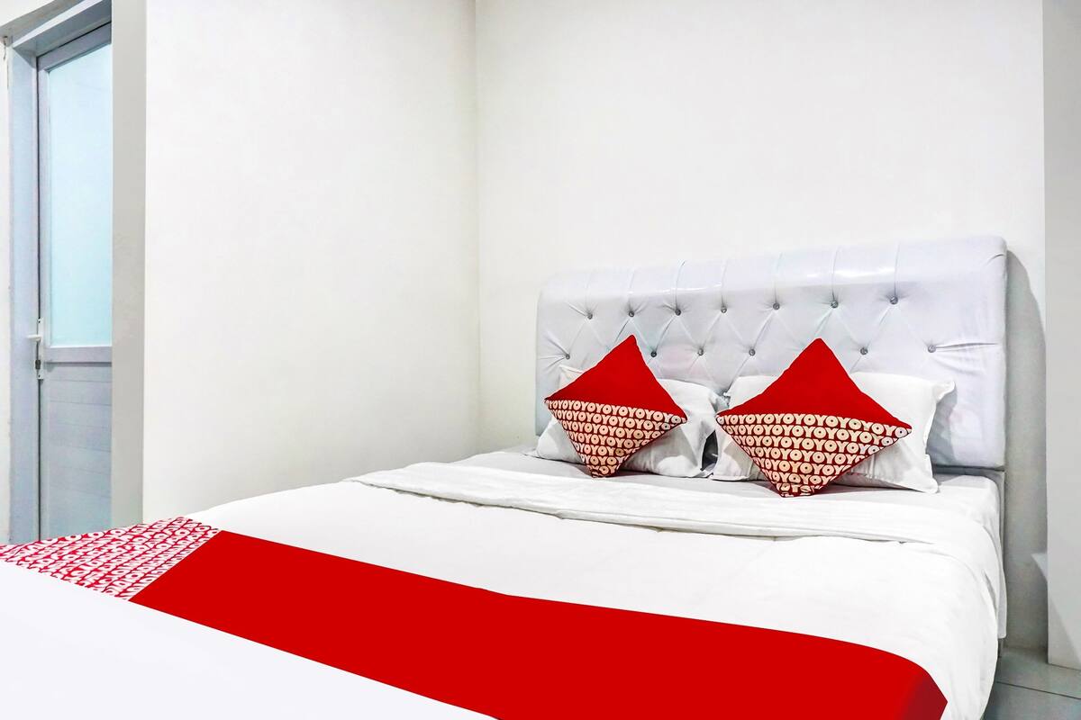 Habitación doble Deluxe | Escritorio, wifi gratis y ropa de cama