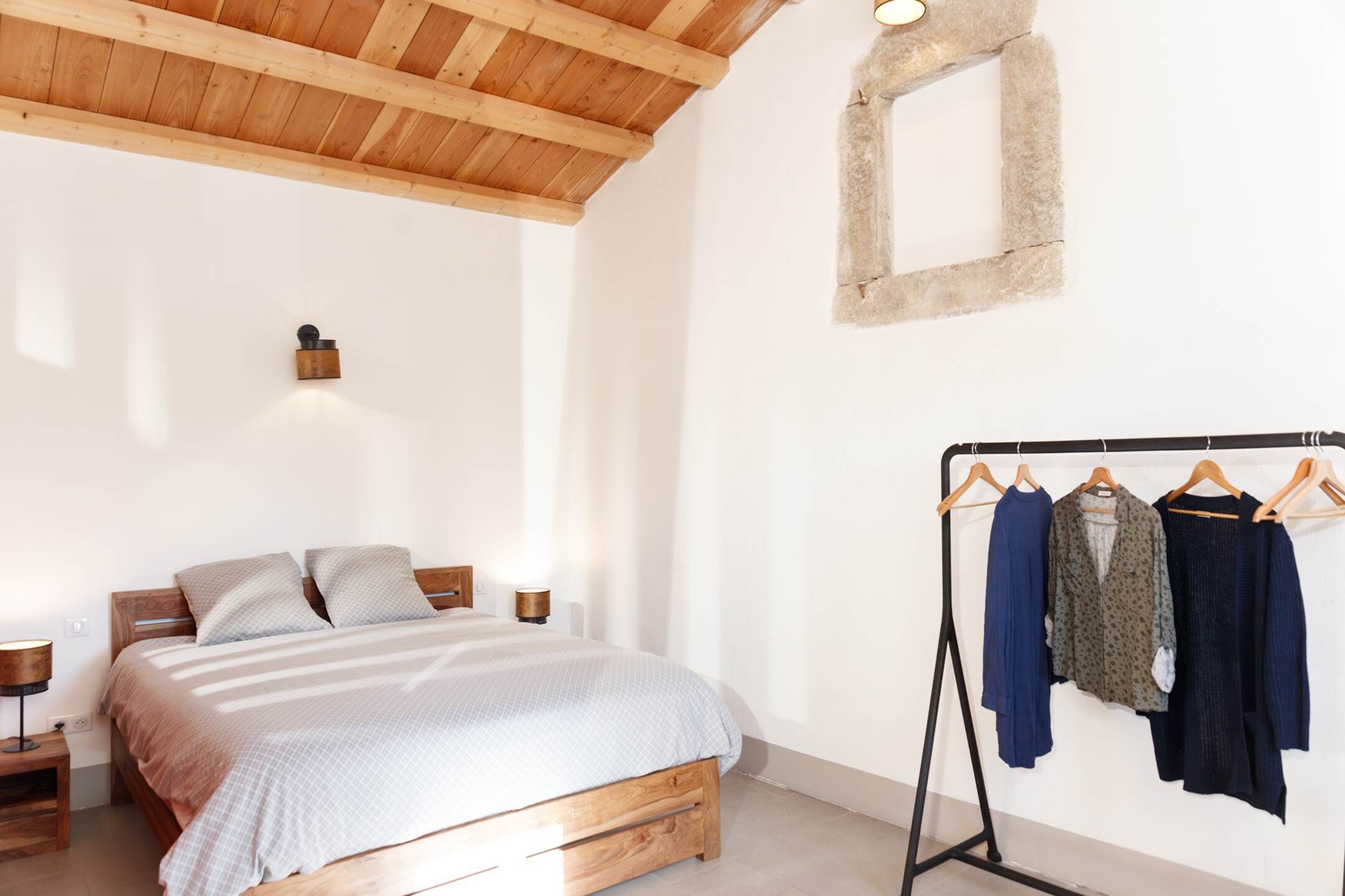 1 chambre, fer et planche à repasser, Wi-Fi gratuit