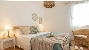 Unclassified image, 5 of 22, button - Apartamento Ponent 6 (Cala Blanca)