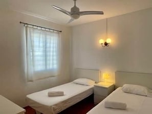 2 bedrooms, iron/ironing board, WiFi, bed sheets