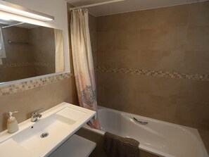 Hair dryer, towels