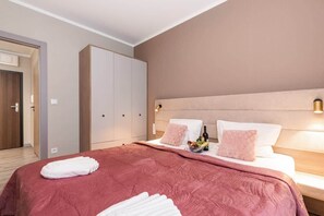 1 quarto, ferros/tábuas de passar roupa, Wi-Fi, roupa de cama