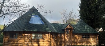 Kota Finlandais Avec Jacuzzi Privatif