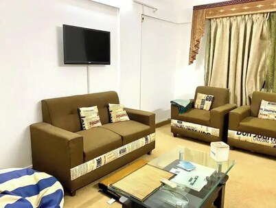 Fully furnished Flat for Family, tourist, vacation