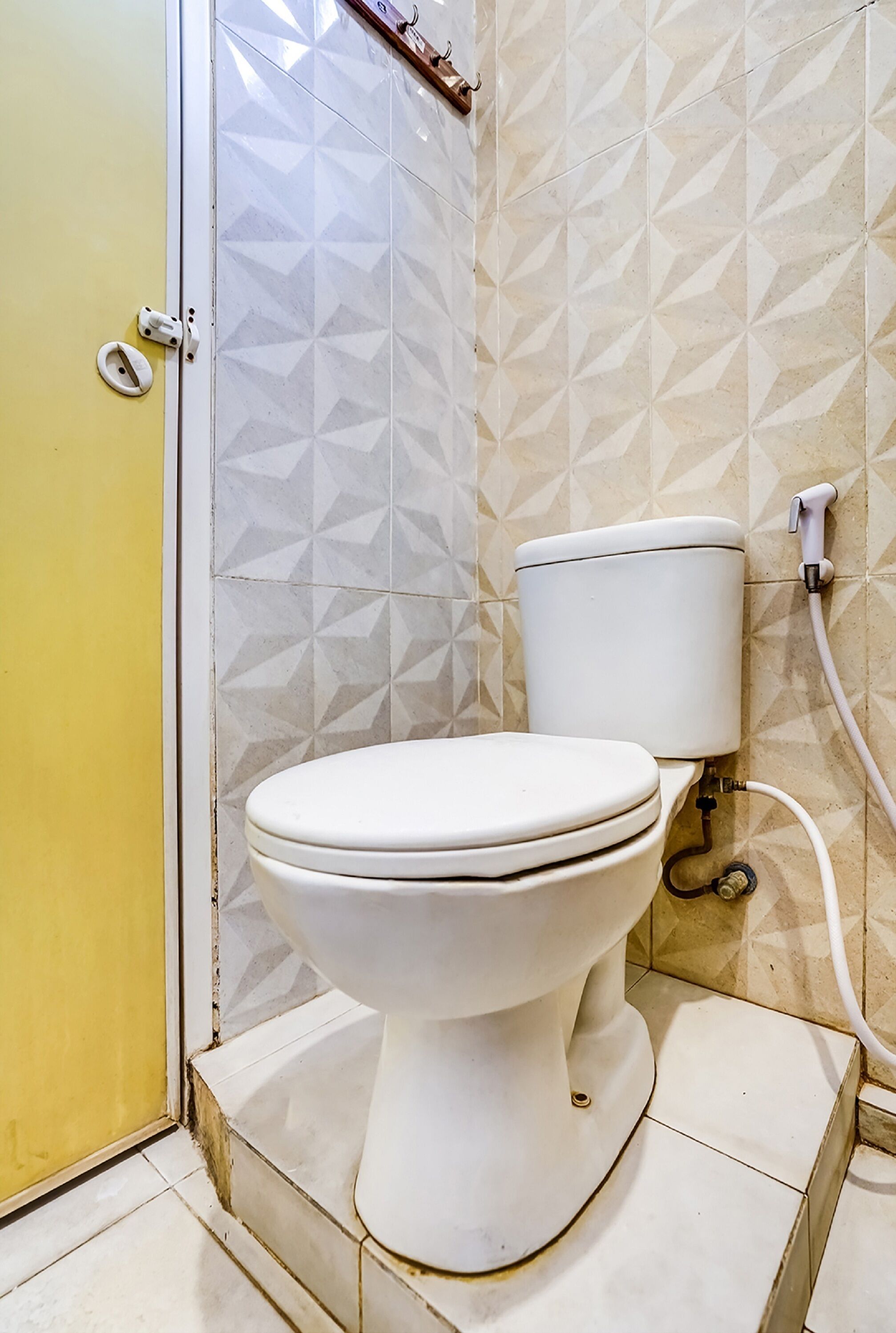 standard double room | bathroom | shower, rainfall showerhead, towels, toilet paper