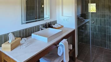 DOBLE CON GOLF ILIMITADO | Bathroom