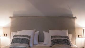 Junior studio suite, terras | Een kluis op de kamer, individueel gedecoreerd