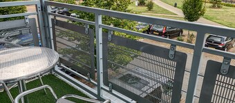 Toothbrush Apartments - 2 bed 2 bath apt