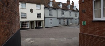 Toothbrush Apartments - 1 bed apartment