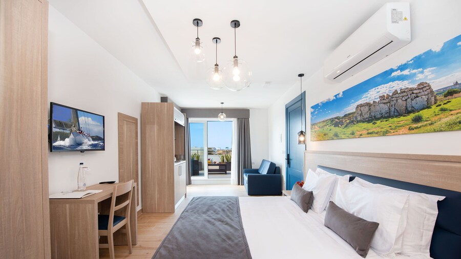 Georges Boutique Living