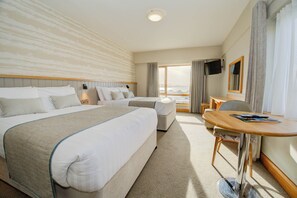 Standard Double Room | Desk, blackout drapes, iron/ironing board, free WiFi - Beach Hotel (Downings)