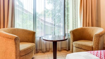 Kamar Double Deluks | Meja kerja, Wi-Fi gratis, dan seprai linen