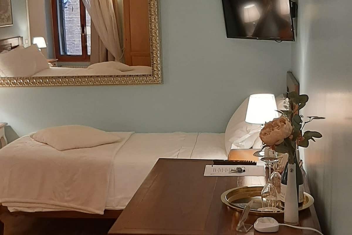 Quarto quádruplo família | Roupas de cama premium, edredons de pluma