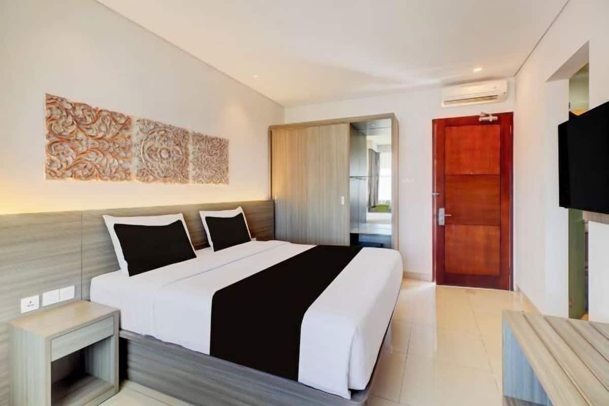 2 bedrooms, desk, laptop workspace, free WiFi