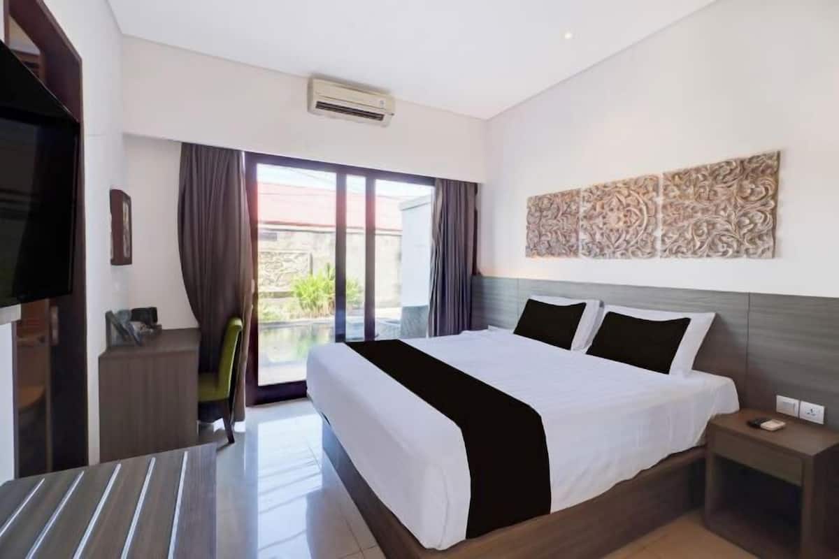 2 bedrooms, desk, laptop workspace, free WiFi