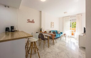 Interior - Amazing apartment in Fuengirola (Fuengirola)