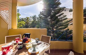 Outdoor dining - Amazing apartment in Fuengirola (Fuengirola)