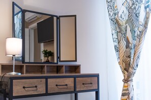 Interior - Apartment 'V B M' with Balcony, Wi-Fi and Air Conditioning (bari)