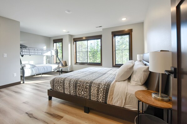 6 habitaciones, wifi gratis y ropa de cama