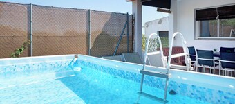 Vakantiehuis 'Los Olivos' met privé zwembad, Wi-Fi en airconditioning