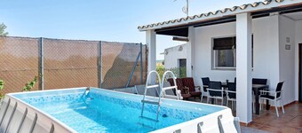 Casa vacanze 'Los Olivos' con piscina privata, Wi-Fi e aria condizionata