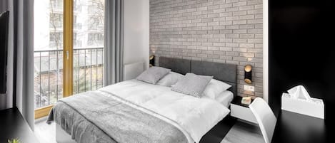 Apartment | 1 bedroom, soundproofing, iron/ironing board, cribs/infant beds