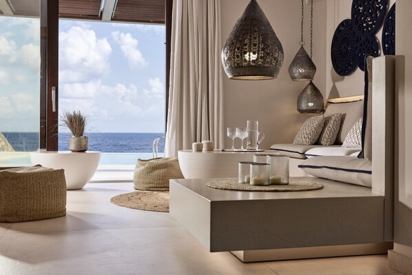 Villa | 4 bedrooms - Melitina - Beautiful Waterfront 3 bed Room Villa (Sitia)