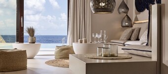 Melitina - วิลล่าริมน้ำสวยงาม 3 ห้องนอน