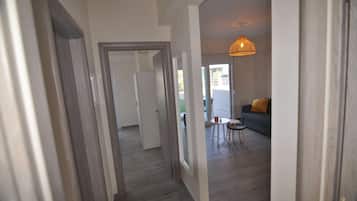 Comfort Apartment | 2 bedrooms, blackout curtains, iron/ironing board, free WiFi
