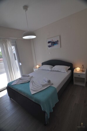 Departamento Confort | 2 habitaciones, cortinas blackout y tabla de planchar con plancha