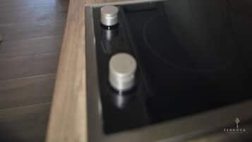Comfort Apartment | Private kitchen | Full-sized fridge, oven, stovetop, dishwasher