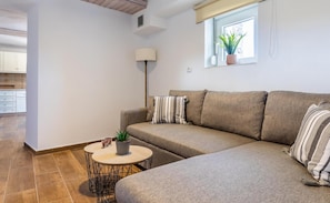 House | 1 bedroom