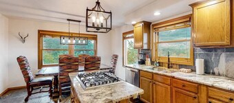 Hot Tub, Outdoor Fireplace, Pool Table, Washer & Dryer