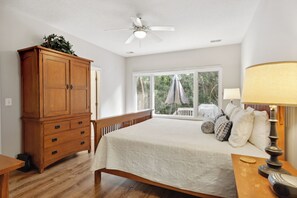 3 Schlafzimmer, Bügeleisen/Bügelbrett, WLAN, Bettwäsche