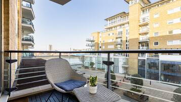 Apartment | Terrace/patio