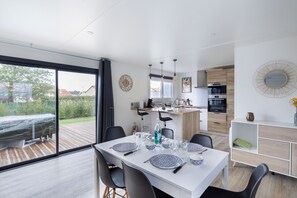 تناول الطعام