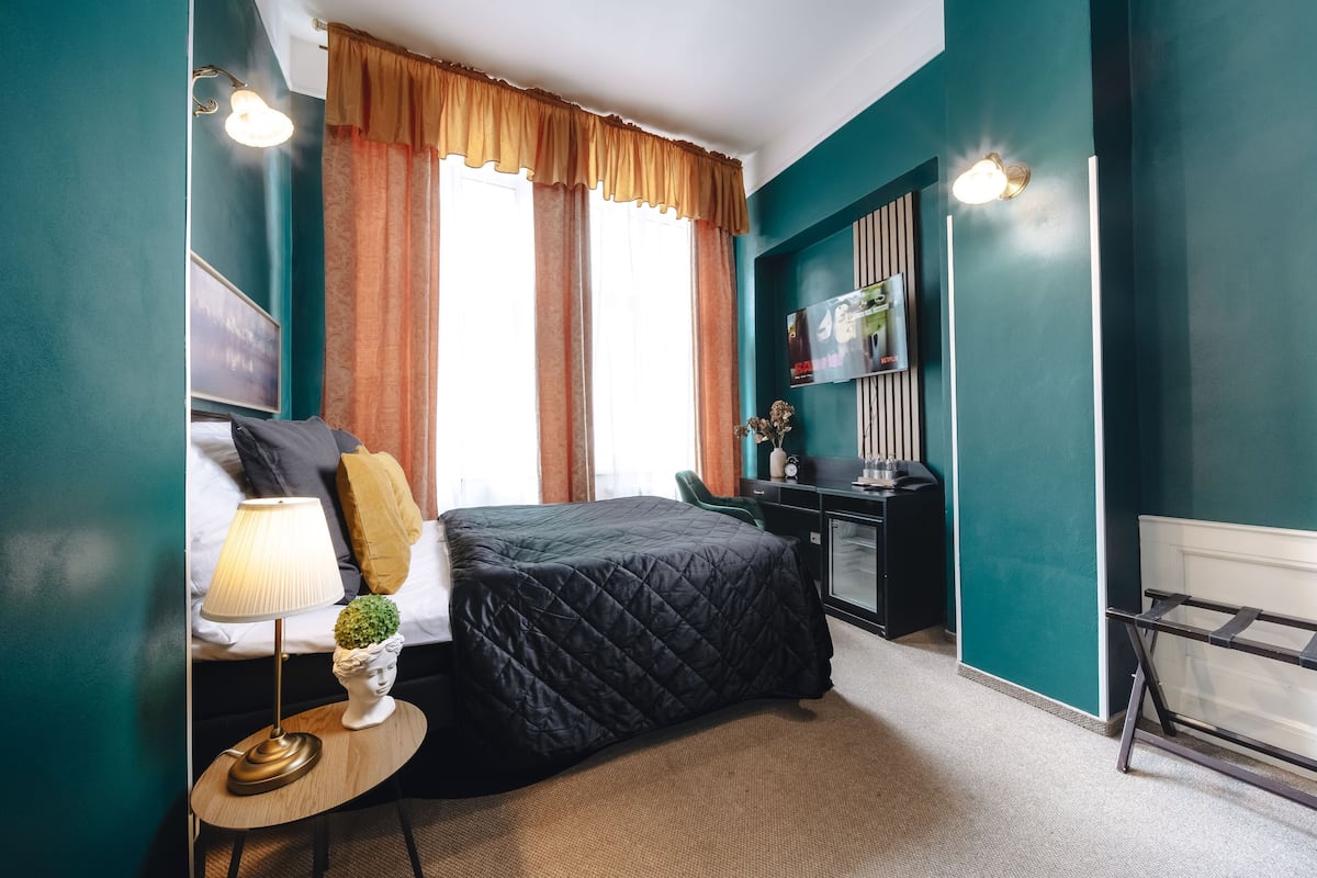 Standard-Doppelzimmer | 1 Schlafzimmer, Allergikerbettwaren, Minibar, Zimmersafe