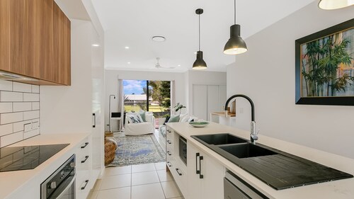 The Villa at Fraser Cove - Modern Northern Rivers Villa - Pet Friendly - Min. 3 Night Stays!