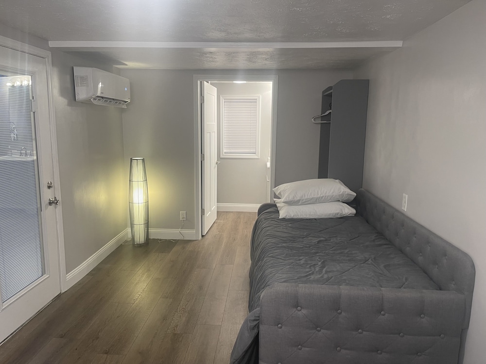 Quaint, tiny home in the small town of Bainbridge. Newly remodeled. Bainbridge Vrbo