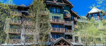 Top Floor Studio, North Wing, Lodge @ Spruce Peak